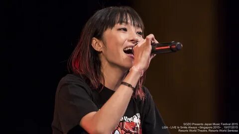 Lisa lives