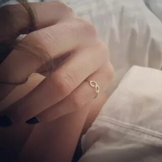 Песни палец в желтое колечко