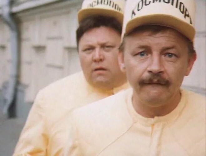 свин из мультика тайна третьей планеты. михаил кононов крыс. шеф весельчака у 4 буквы. пират весельчак. михаил кононов гостья из будущего.