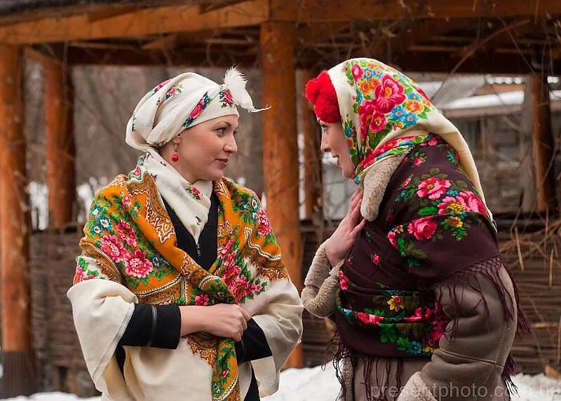 Где кума. Кумушка кума. костюм соседки. бабушка соседка. кумушки на руси.