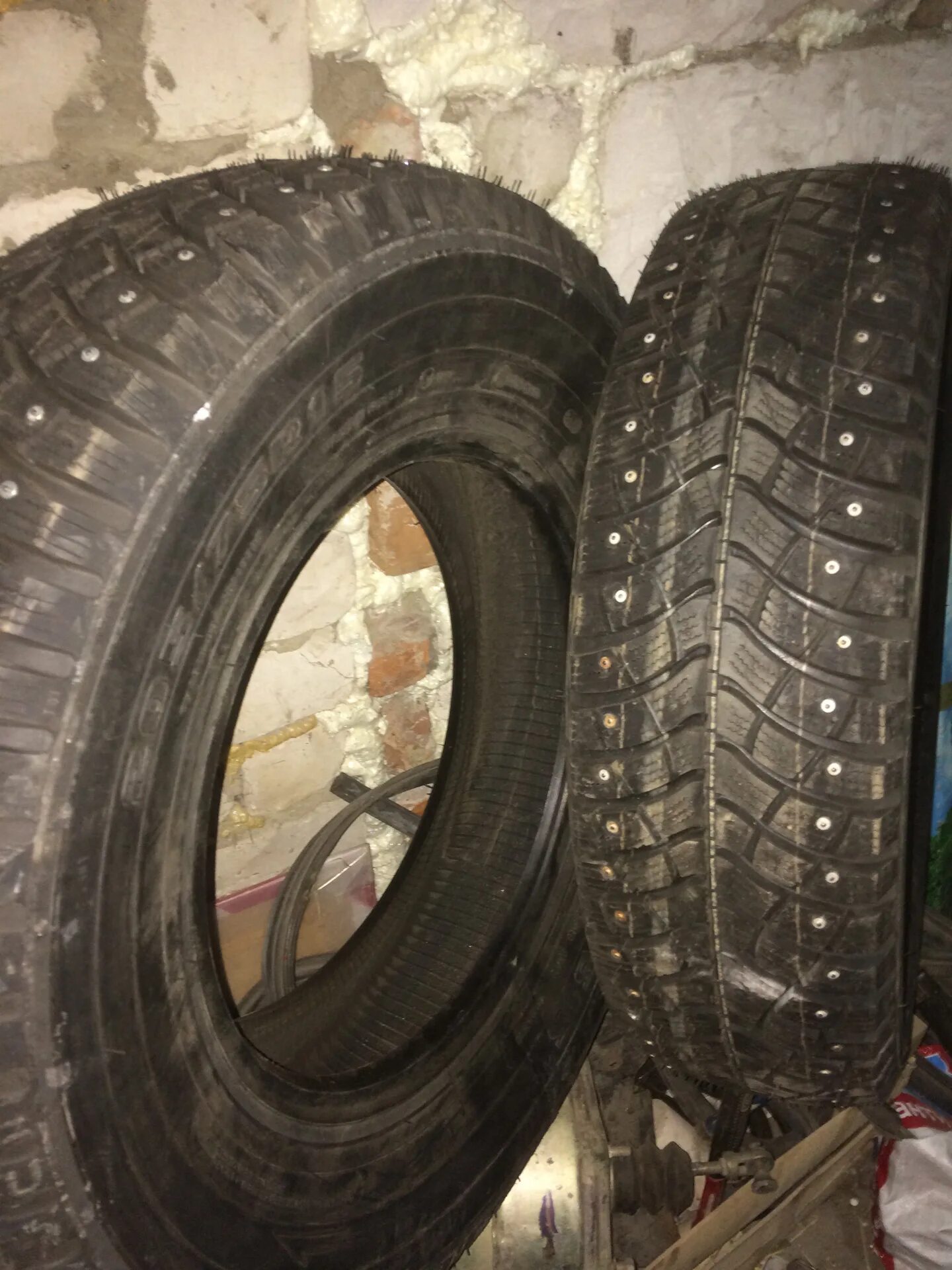 Хакка 4. Кама 515 на ниву. 205/75r15 кама-515 97q шип. Кордиант полар зимний. 205 75 r15 зимняя шипованная.