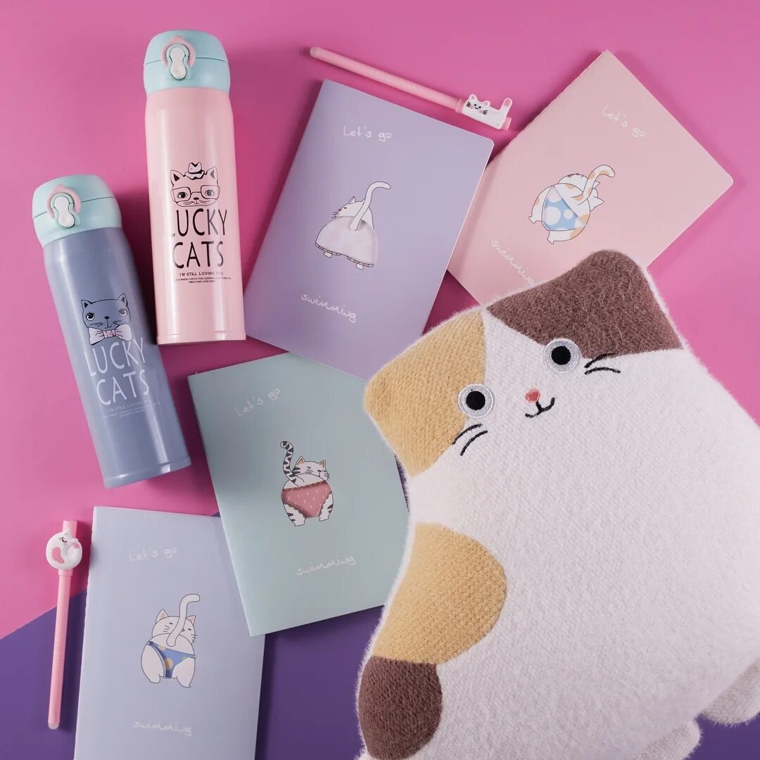 подушка черный котик. читай город котик. читай город котик. попиты и антистрессы и коты. игрушка подушка кот.