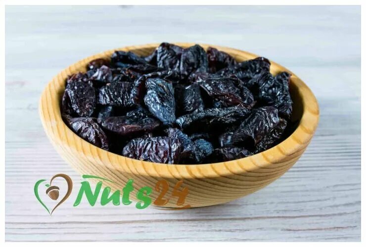 чернослив перед употреблением. сухофрукты солнечная слива. чернослив баргак. забайкальский чернослив. чернослив перед употреблением.