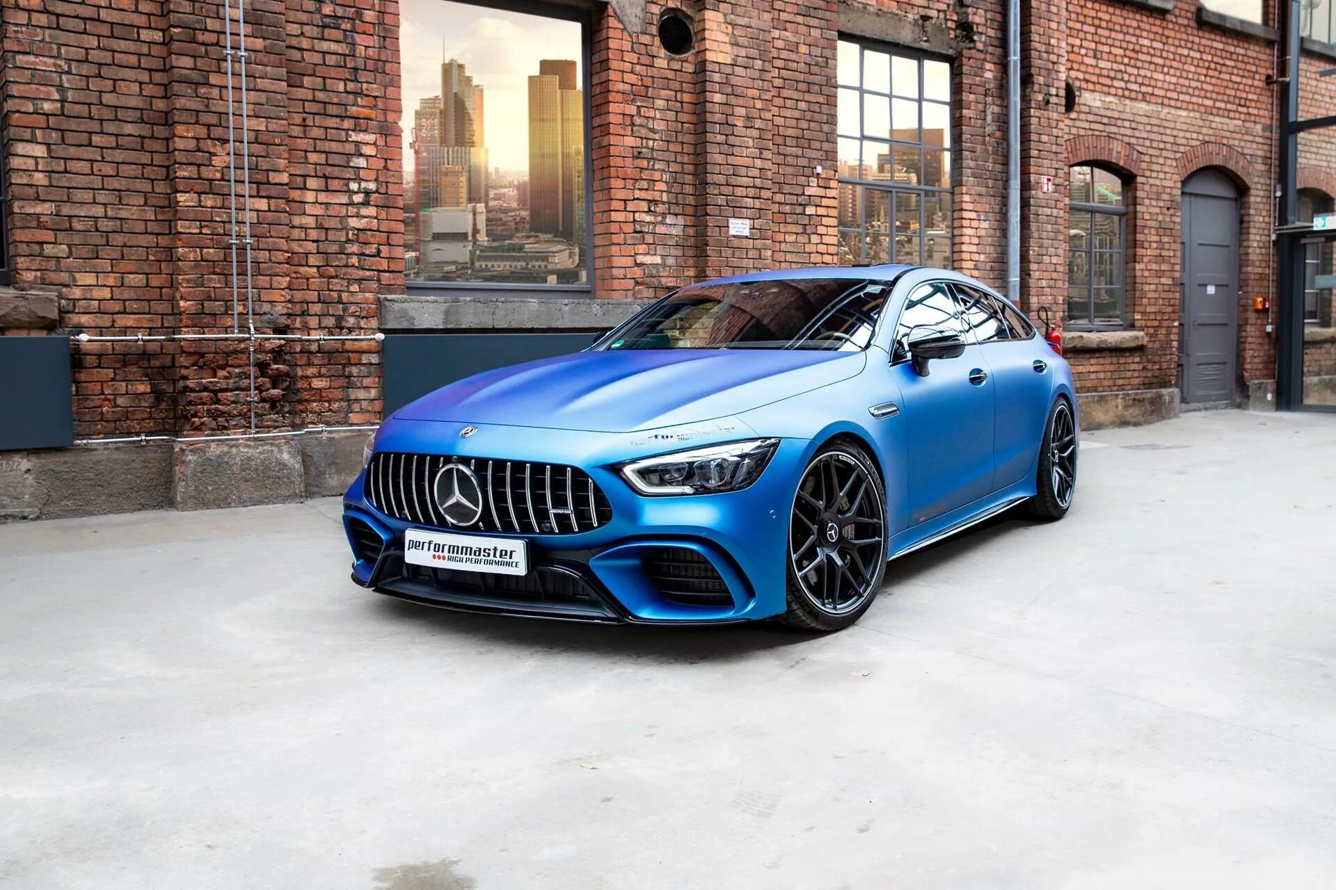 Мерседес акула купить. Mercedes AMG gt 63 s. Мерседес AMG gt 63s. Mercedes AMG gt 63 se. Mercedes AMG gt 63s 4 Door.