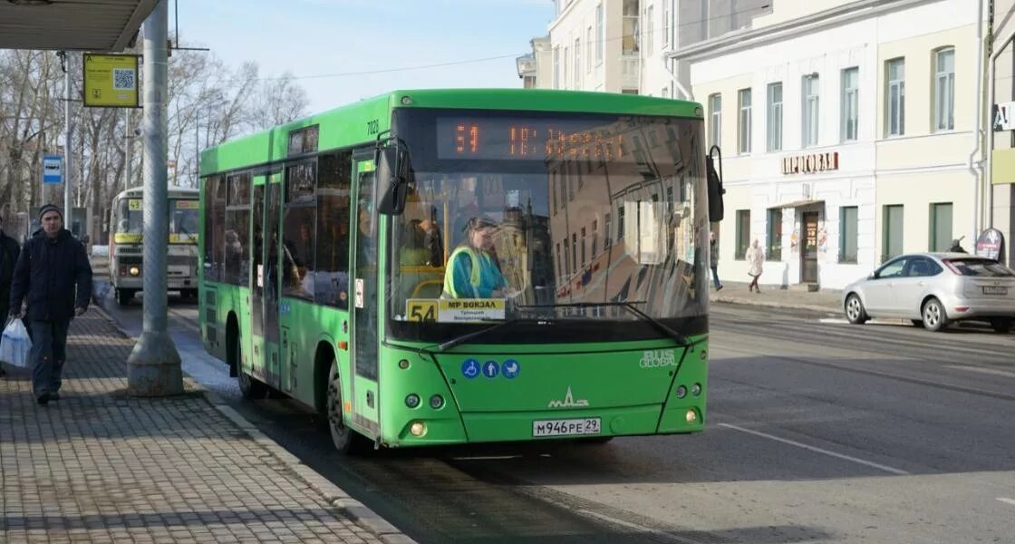 Автобус архангельск великое. Автобус архангельск. низкопольные автобусы в архангельске. автобус 100. архтрансавто.