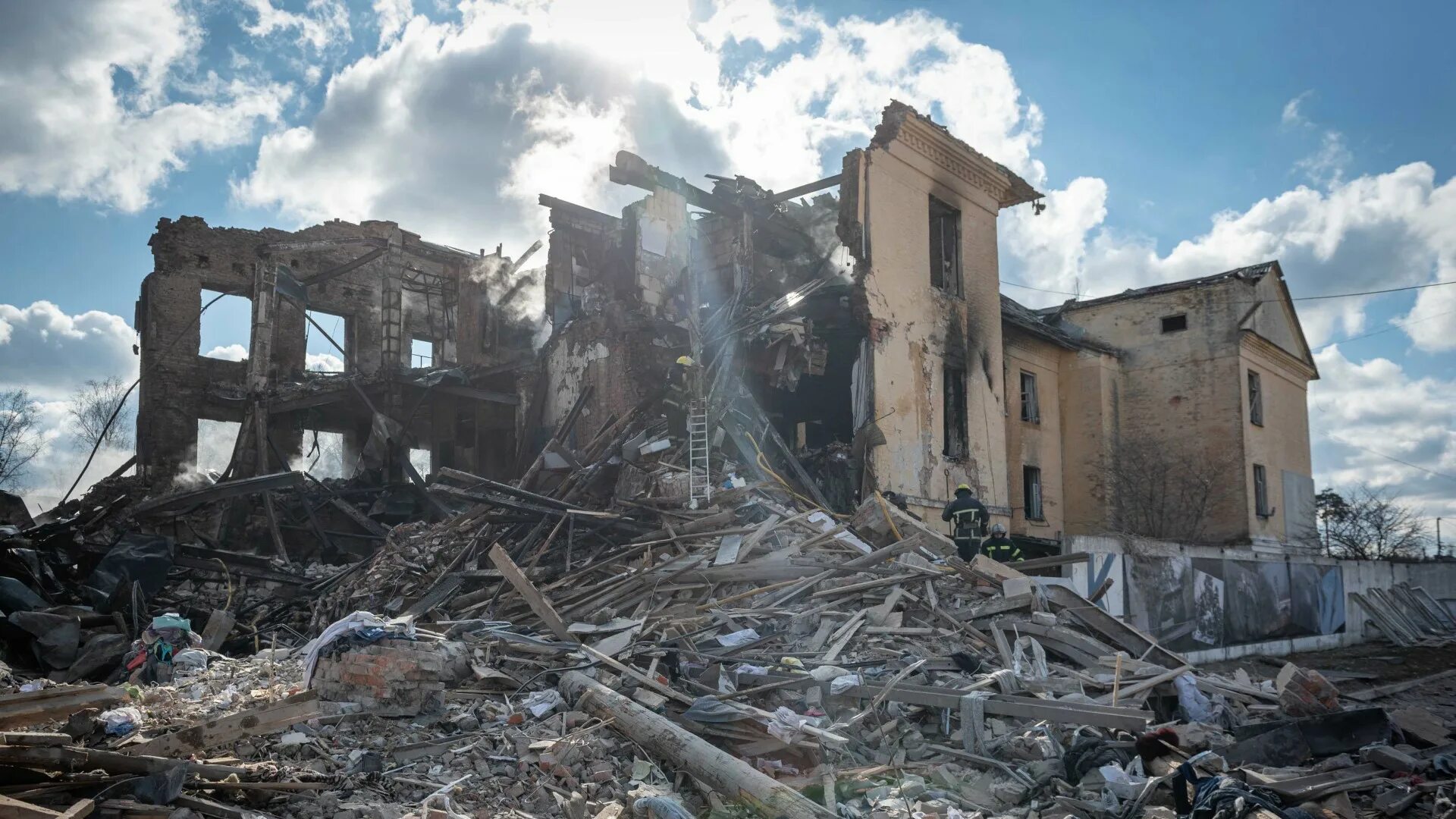 Разрушенный город. Разрушенные города Украины. Донецк разрушения. Россия гибнет