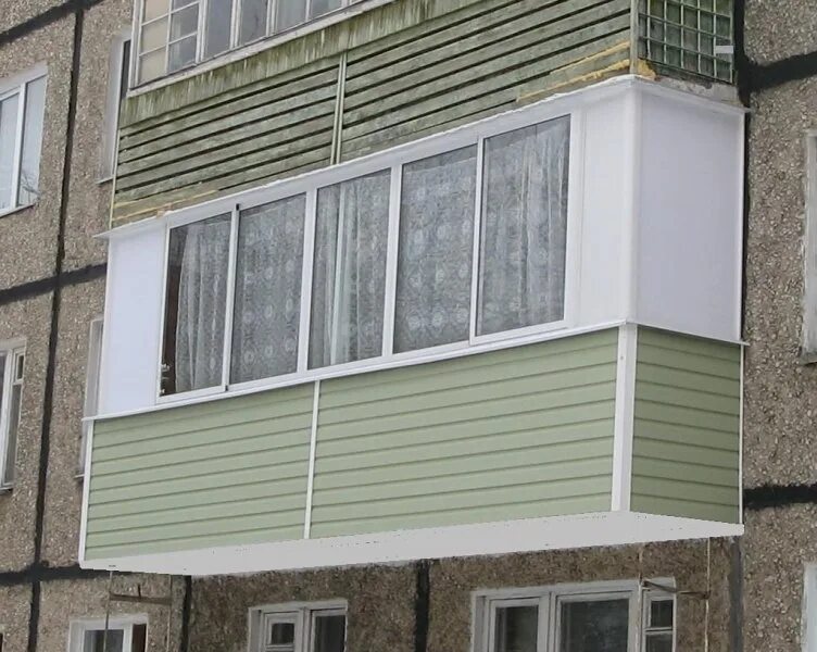 Балкон сэндвич панели. Лоджия снаружи. Балкон снаружи. Внешняя отделка балкона. Отделка балкона сайдингом.