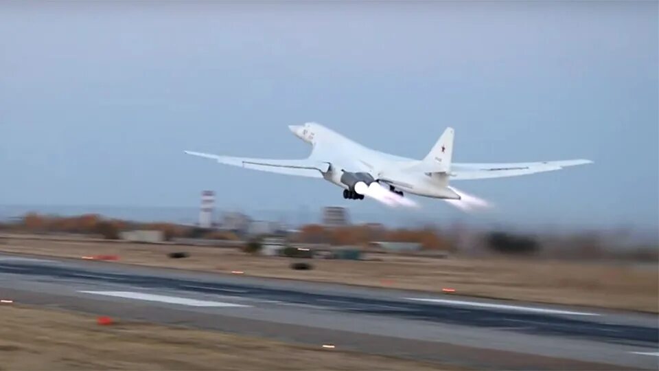 Белый лебедь 12. Ту-160 белый лебедь модель. Ту-160 белый лебедь. Белый лебедь 12. Белый лебедь 12.