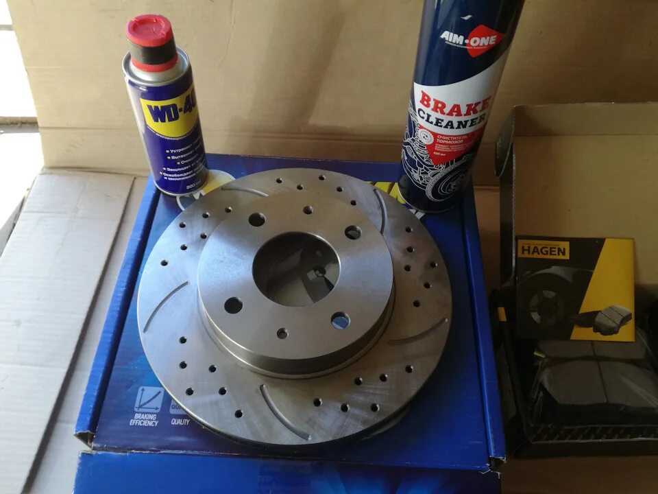 Диск тормозной передний ваз 2107. Изношенный тормозной диск ваз 2107. Диск тормозной мерседес спринтер 904 спарка 6 шпилек. Диск тормозной классика. Тормозной диск ваз 2101.