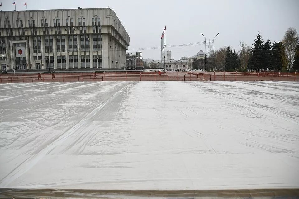 До какого числа работает губернский каток. Губернский каток тула. каток в туле на площади ленина. губернский каток тверь. каток сколково.