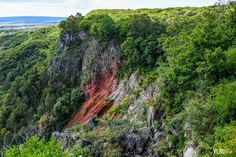 Вулкан в приморье 4 буквы