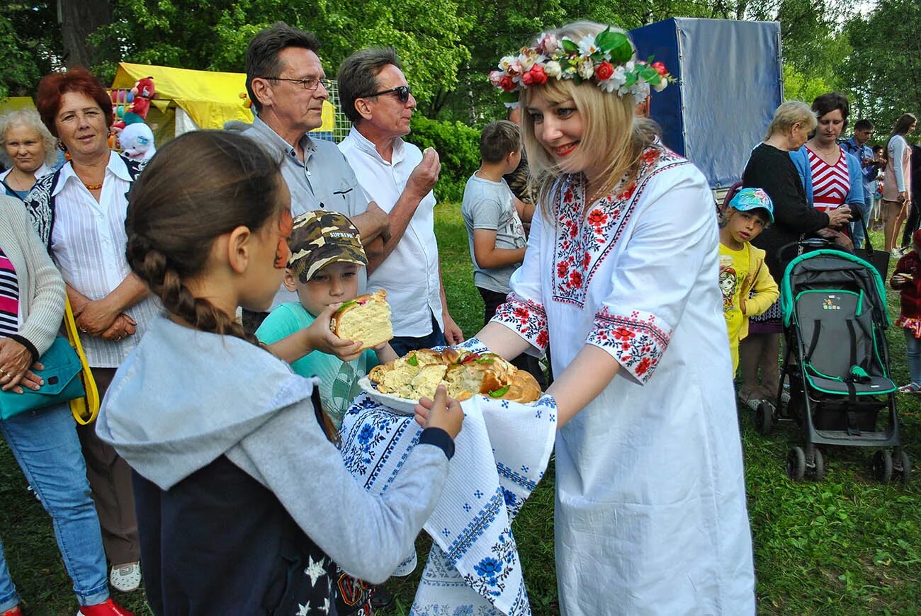 РП Вичуга Старая Вичугский район. День России Вичугский район. Традиции Вичугского края. Праздник в старой Вичуге 2021.