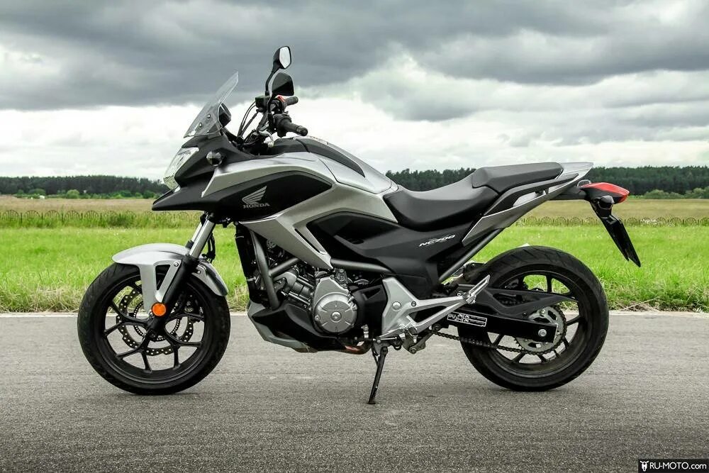 Мотоцикл honda nc700x. Honda nc700x. Honda nc700x. Honda nc700s 2014. Мотоцикл хонда nc700x.