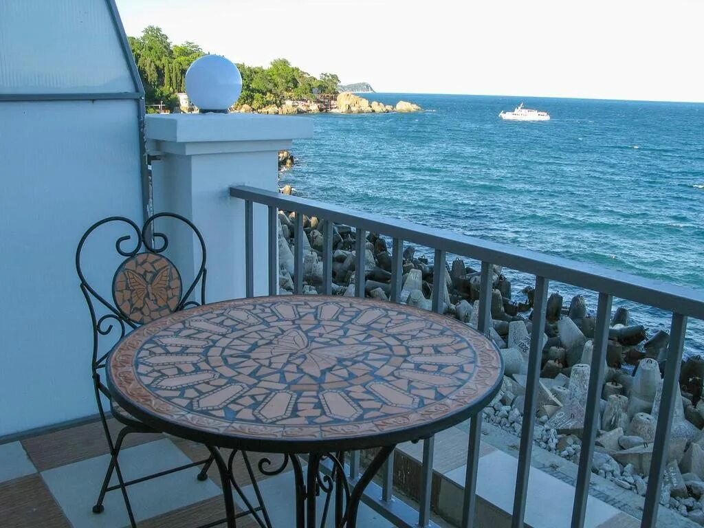 Алупка отели у моря. Сон у моря алупка. вилла алупка сон у моря. алупка гостиница сон у моря фото. сон у моря солнечногорское крым.