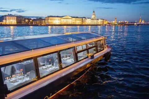 Прогулки по петербургу на теплоходе днем