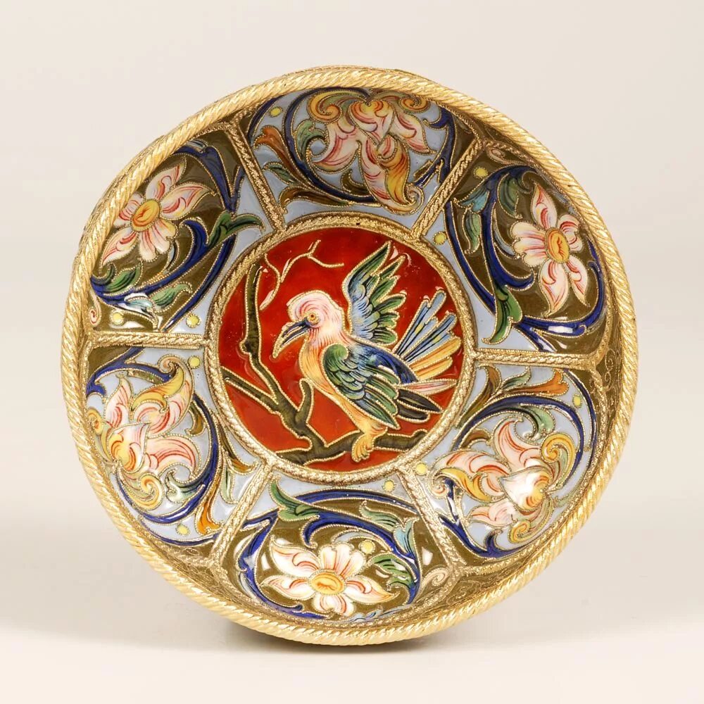 Глазурь для керамики зеленая. Эмальер овчинников. Павел овчинников. Потечная глазурь керамика. Керамическая эмаль.