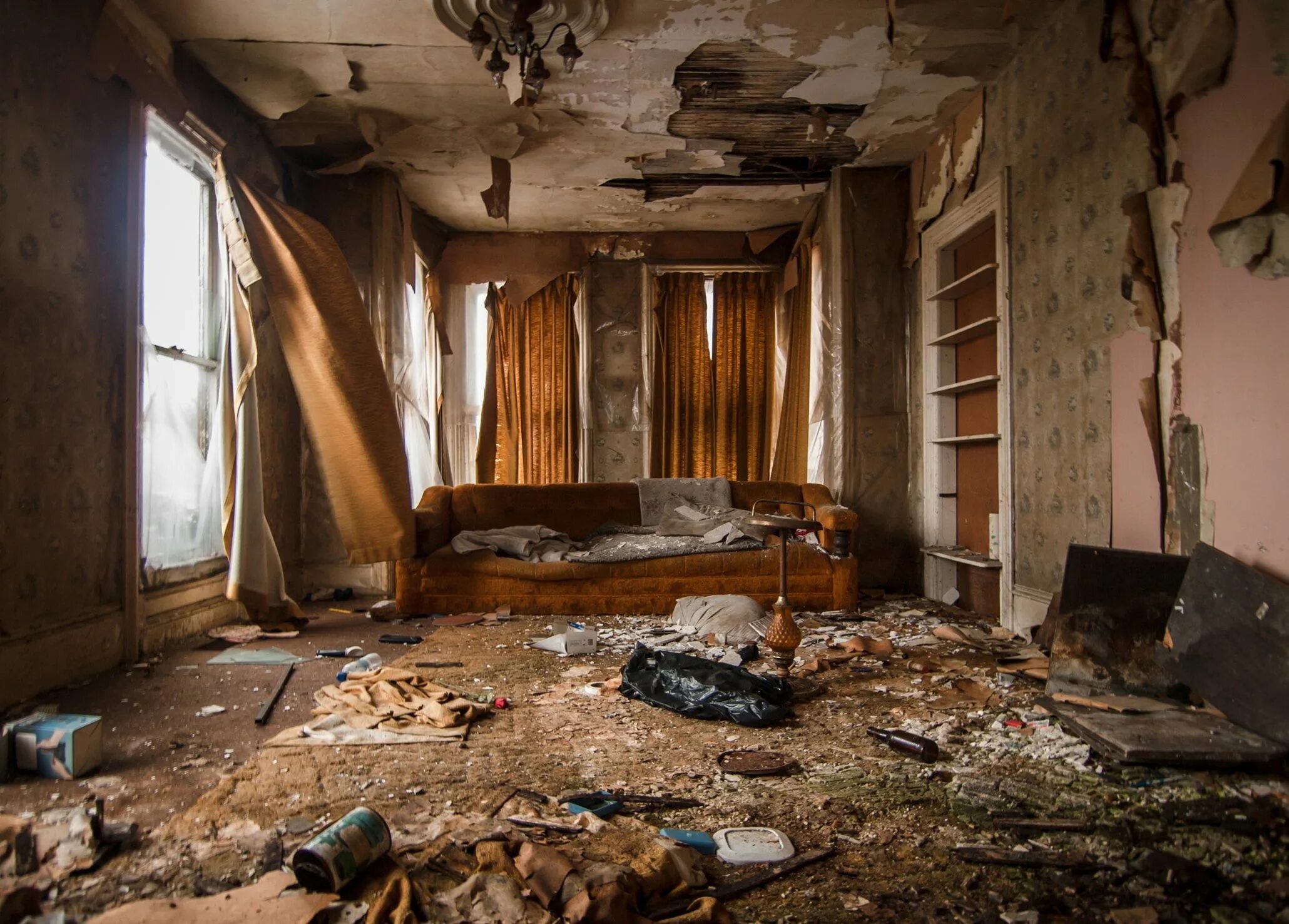 I d rather abandon than be abandoned. Заброшенный дом (the abandoned) 2006. заброшенный дом внутри. заброшенный дом в нцтри. разрушенная квартира.