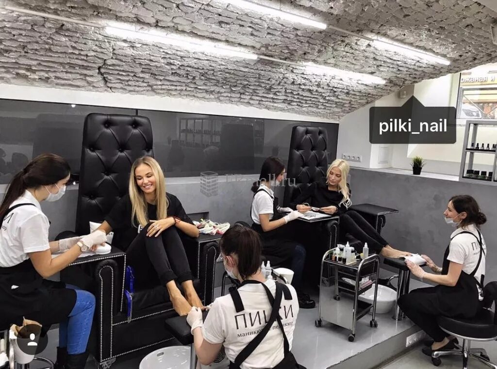 ногтевая студия вывеска. пилки интерьер. пилки новаторов 10. пилки салон маникюра. пилки кронштадт.