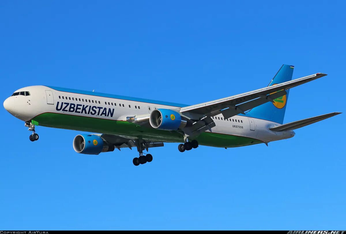 Боинг 767 Узбекистан. Боинг 767 Uzbekistan Airways. Uzbekistan Airways b767 салон. Ил 86 Uzbekistan Airways.