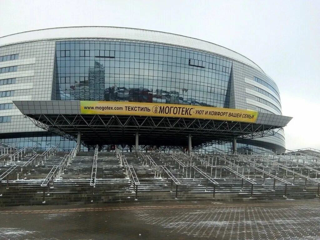 Где находится минск арена. Спортивный комплекс «минск-арена». минск арена минск. минск -арена пр. победителей 111 арена в. минск арена вместимость.