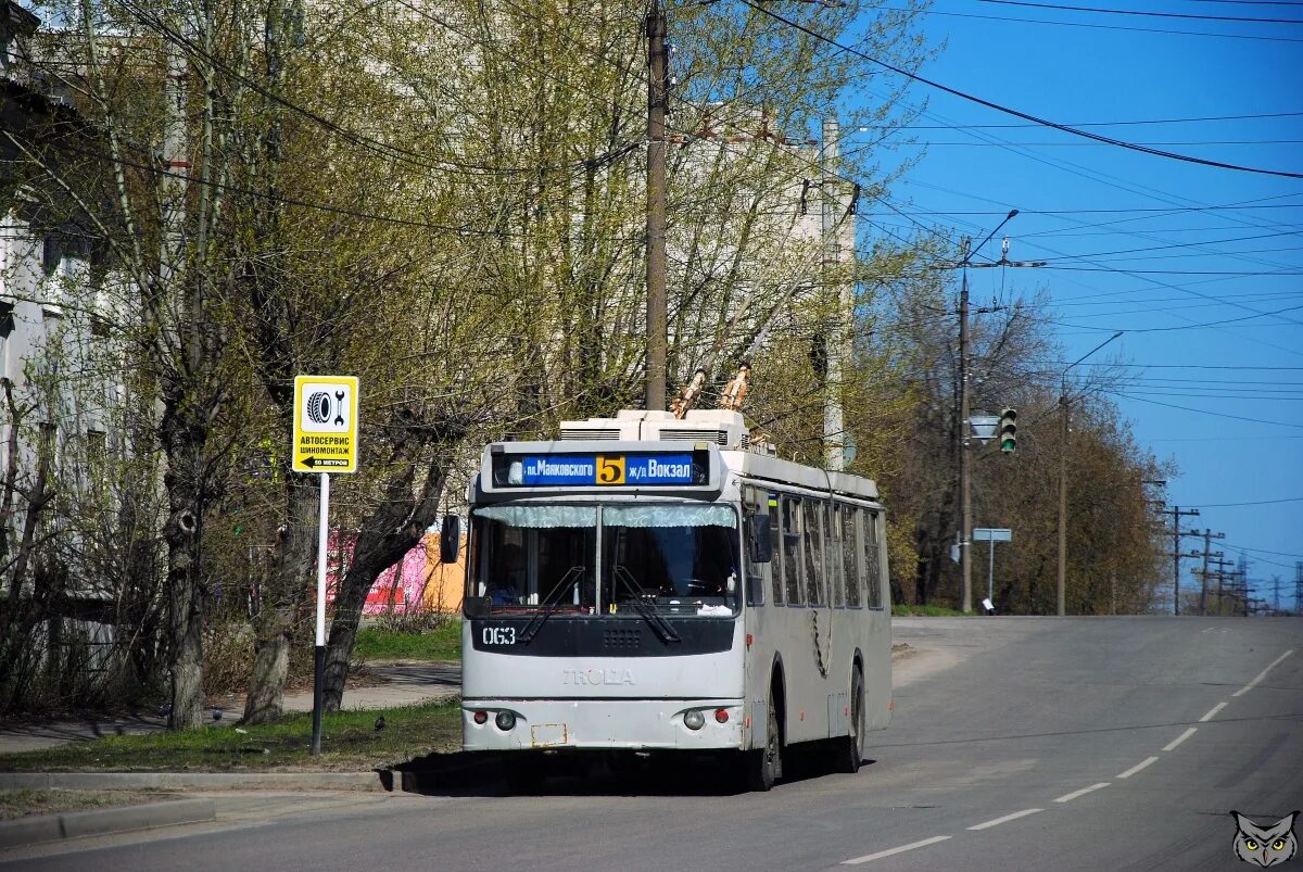 Маршрут 25 дзержинск. Троллейбус 5 Дзержинск. Троллейбус ЗИУ 682г 016 02 г Дзержинск. Маршрут 5 троллейбуса Дзержинск. Троллейбус Дзержинск 015.