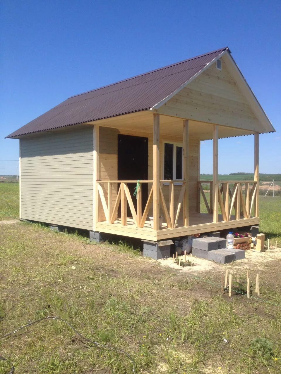Постройка каркасного дачного домика. Каркасный дачный домик св. Каркас каркасного дачного домика. Каркас дачи. Каркас дачи.