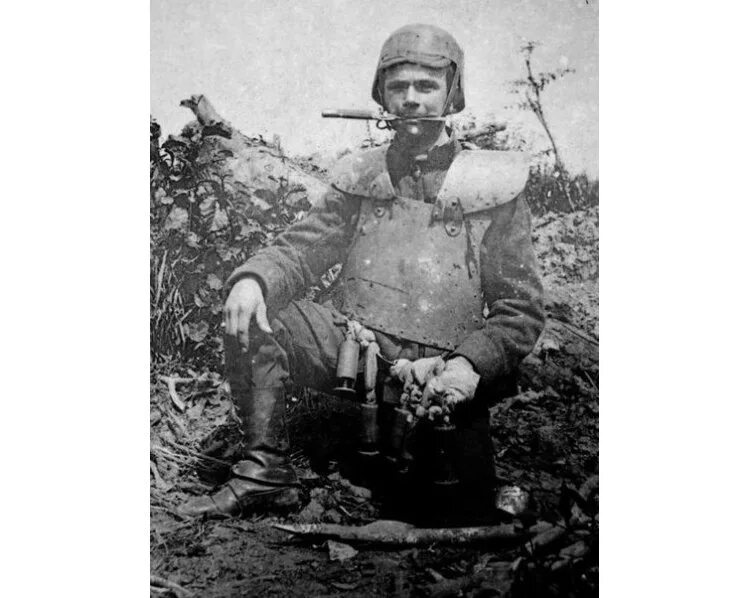 Итальянские ардити рыцари первой мировой. Ардити фото. Бронежилет ардити. Итальянские штурмовики ардити. Ардити штурмовики.