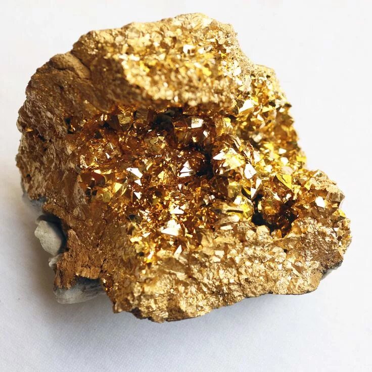 Минерал пирит жеода. Минерал камень Титаниум кварц. Золотой кварц жеода. Золотой кварц камень.