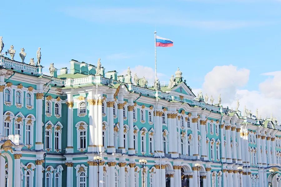 Автор проекта зимнего дворца в петербурге. Реконструкция зимнего дворца растрелли. зимний дворец франческо растрелли внутри. балкон в санкт-петербурге в зимнем дворце.