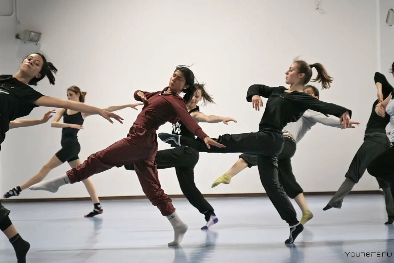 Хореографическое искусство. Современная хореография. Группа хореографов. Группа хореографов. Современная хореография.