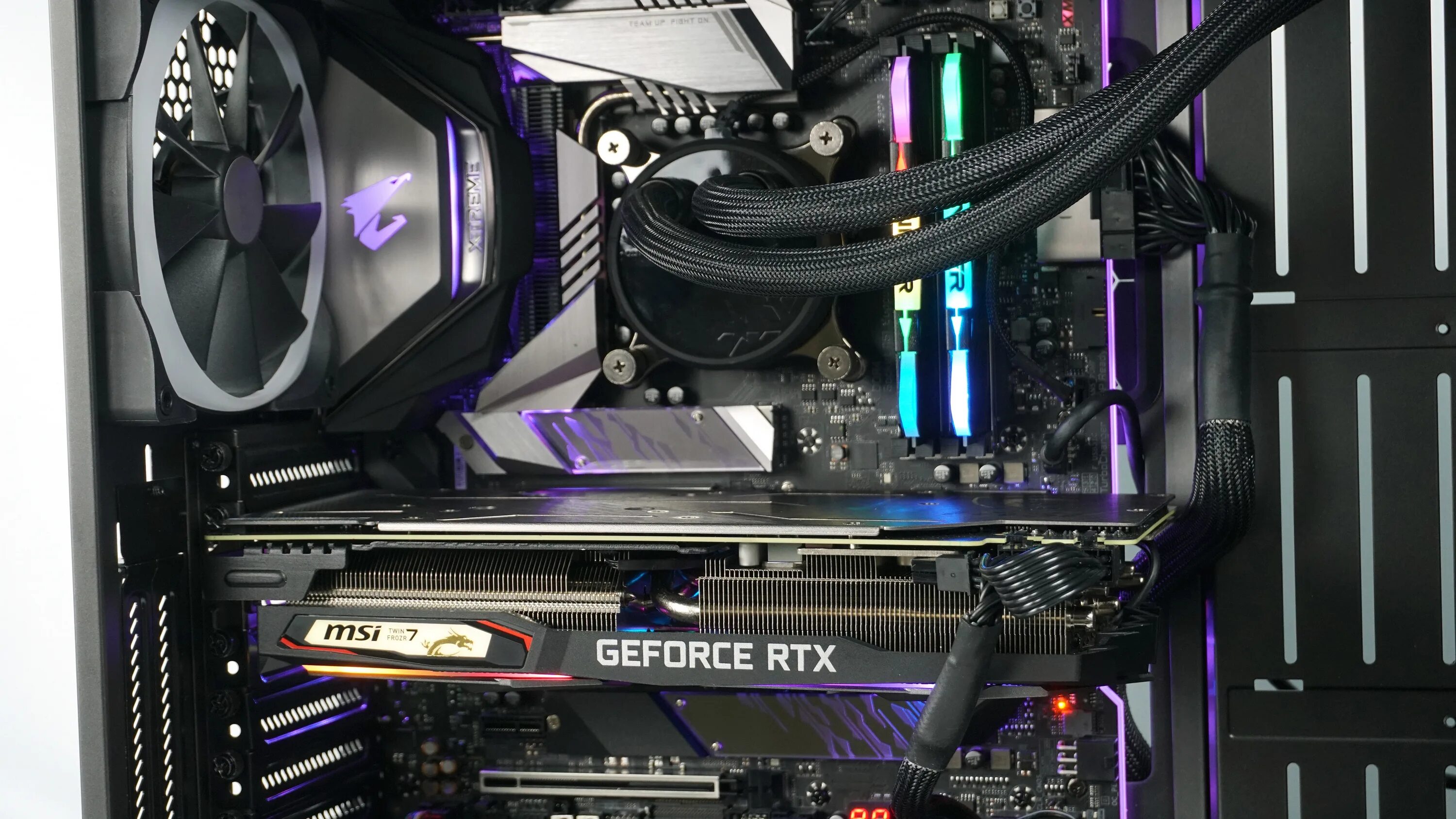 Tuf gaming geforce rtx 4080. RTX 4090 MSI. Видеокарта RTX 4090 ti. Видеокарта RTX 2070 ПК. RTX 3050 Gigabyte.