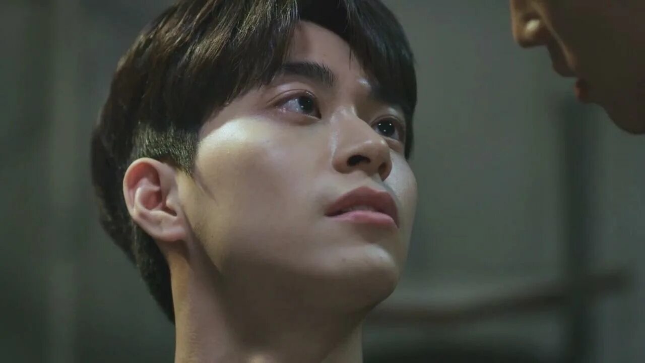 хан ги-чхан. там где замрёт твой взгляд дорама. хан ги-чхан и чан и-су. корея bl дорама. дорама там где замрет твой взгляд 2020.