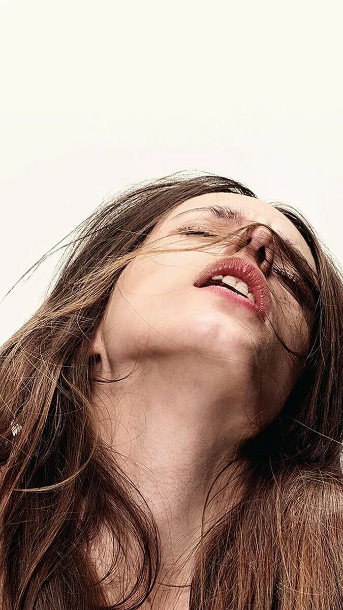 Фф нимфоманка. Нимфоманка  nymphomaniac (2013). «нимфоманка» ларс фон триер, 2013. шарлотта генсбур нимфоманка vol 2013. шарлотта генсбур нимфомания.