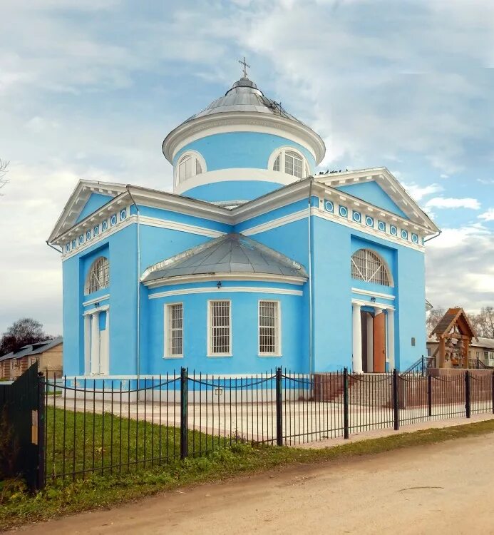 Погода смоленская область пречистое. Церковь Успения Пресвятой Богородицы Смоленская область. Пречистое Гагаринский район. Церковь Пречистое Гагаринский район. Пречистое Смоленская область Гагаринский район.