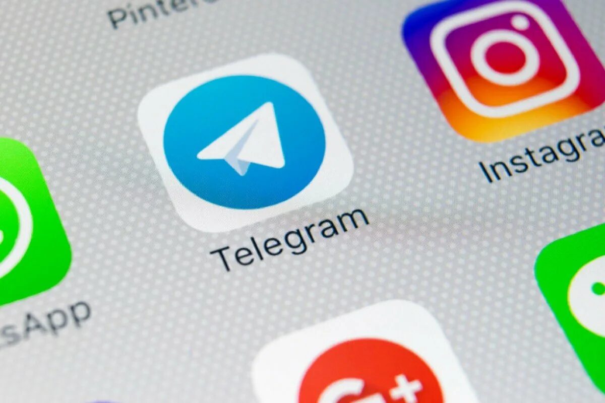 Telegram t. Телеграмм. Инстаграм телеграм. Значок телеграмм для Инстаграм. Ватсап.