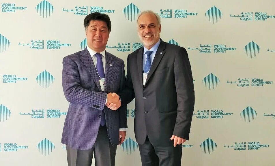 Государственные служащие казахстан. Дом министров казахстана и акорда. Госслужба астана. Госслужба астана. Дом министров казахстана и акорда.