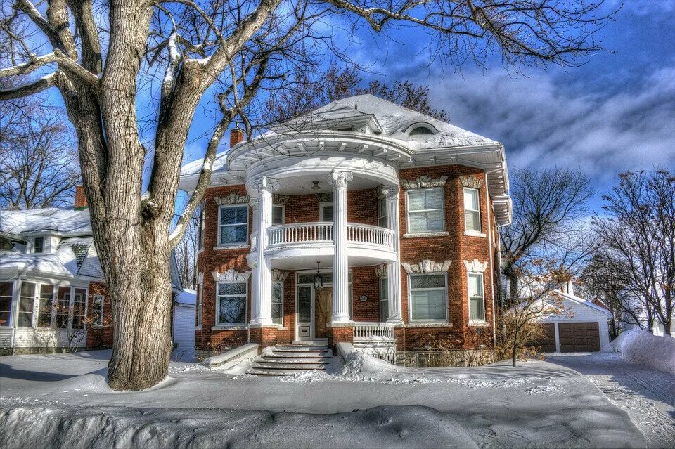 Особняк Дюк-Семанс. Мэншен-Хаус. Fort Wayne Indiana особняк. Неважный дом