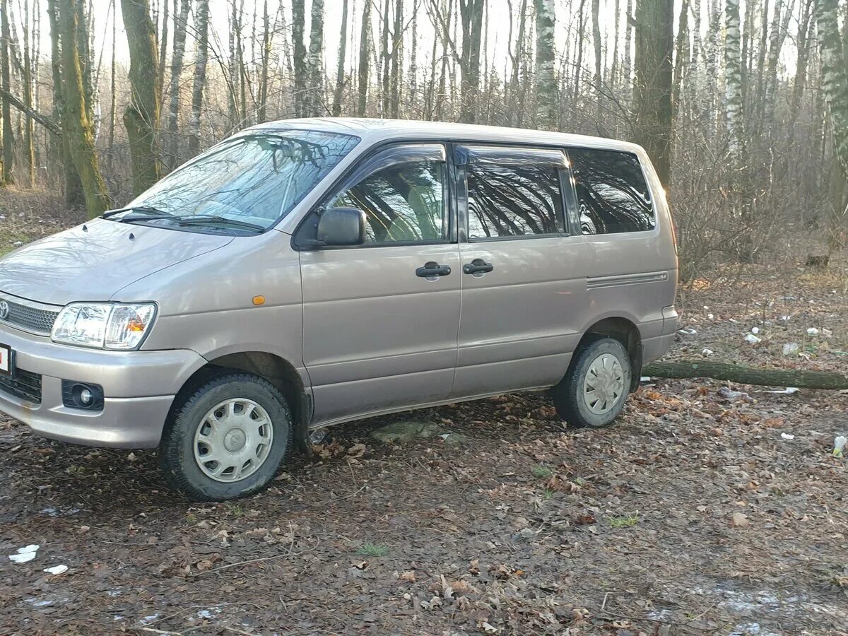 Продажа тойота литайс. Toyota Lite Ace Noah 1998. Toyota Lite Ace 1998. Тойота лит айс Ноах 1997. Тойота лит айс Ноах 1998.