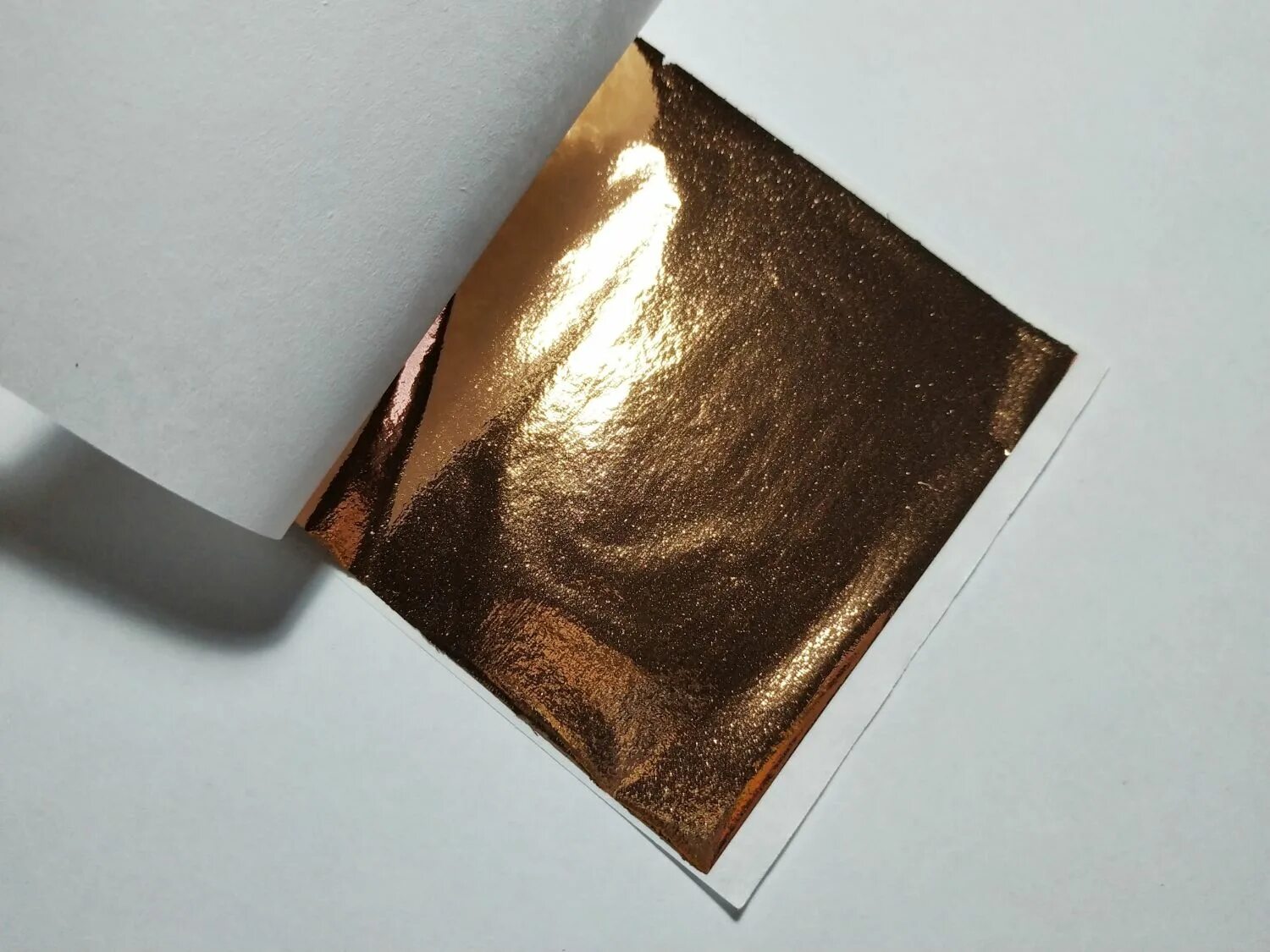 Поталь фольга золотая ferrara. Поталь сусальное золото. Розовая поталь. Поталь золотая жидкая. Поталь леонардо.