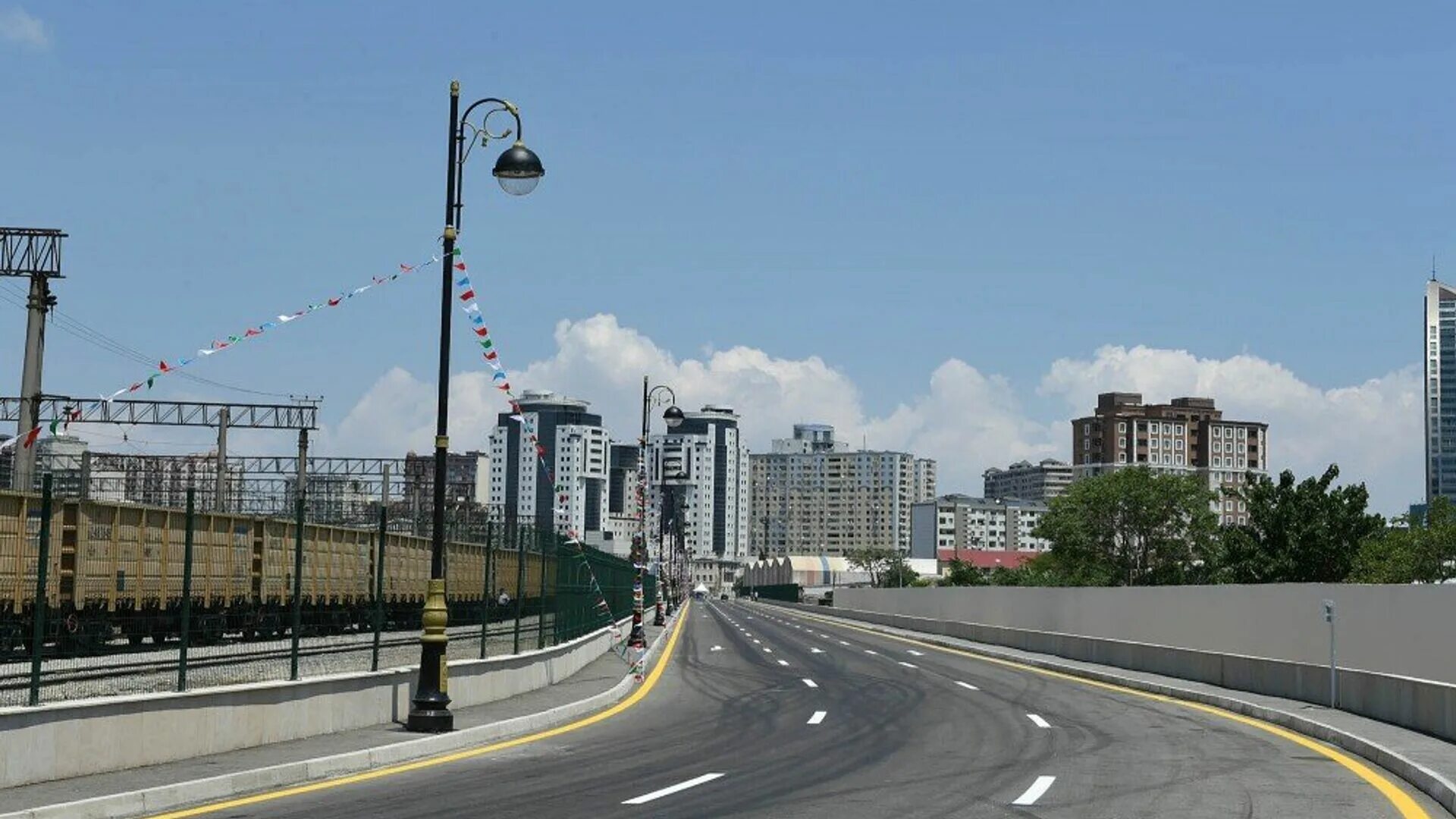 Промашдовках азербайджана. Дорога в Баку. Баку дороги. Городская трасса. Дороги России.