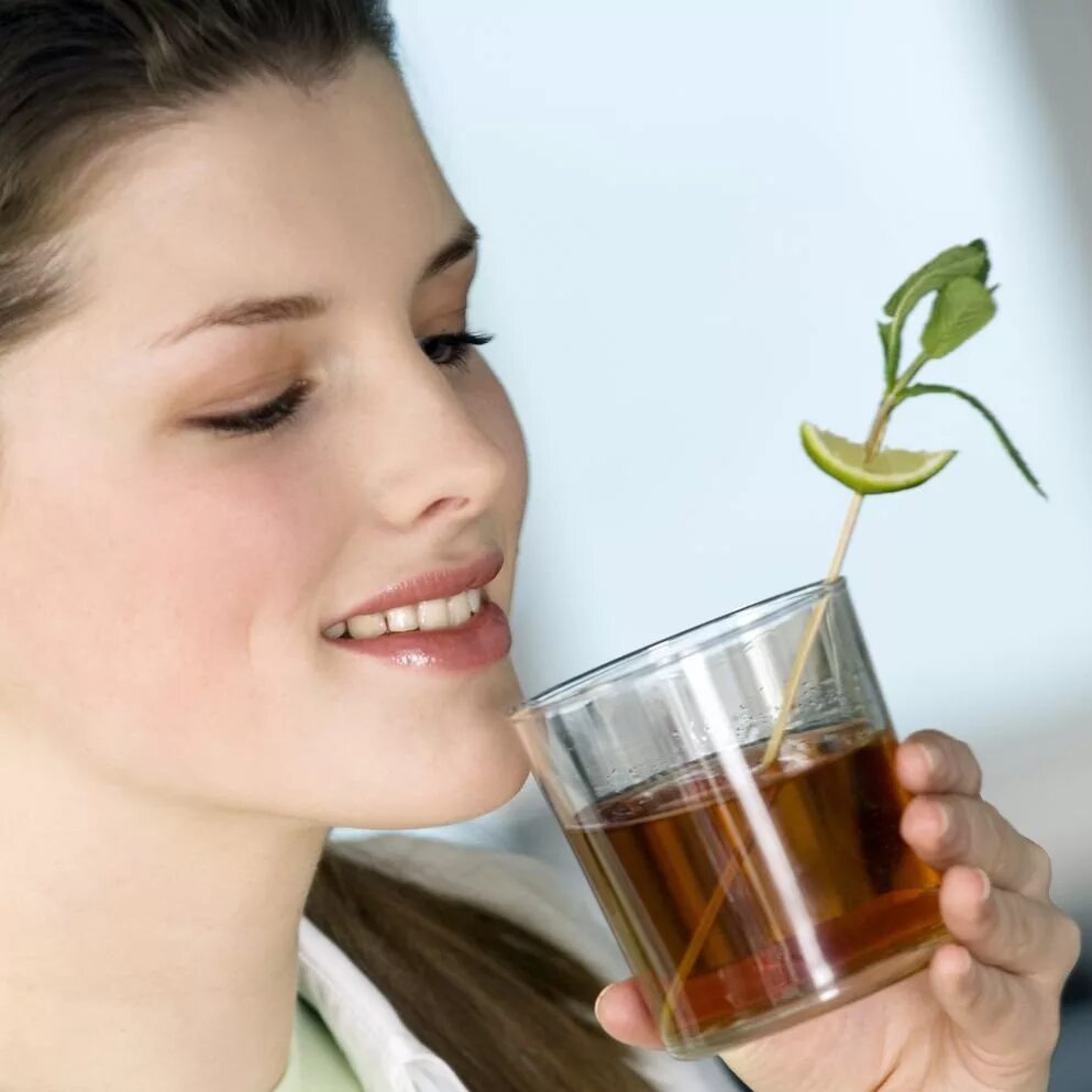 Трава для похудения. Быстрое похудение. Фитотерапия женщина. Для повышения аппетита. Правильное питание для похудения.