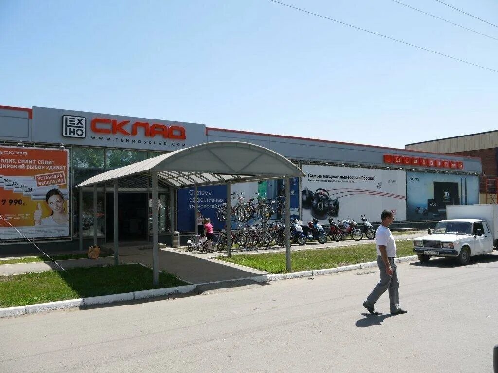 Магазин техник краснодар. ТЕХНОСКЛАД В Краснодаре Ростовское шоссе. Ростовское шоссе 22/2. ТЕХНОСКЛАД Грозный. Ростовское шоссе 22/1.
