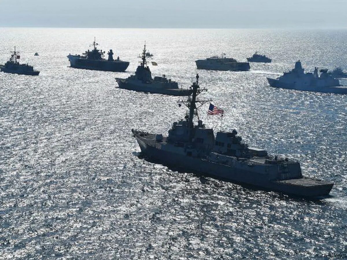 Учения НАТО BALTOPS. Балтопс 2022. Военные учения НАТО В черном море. Флот НАТО В черном море.