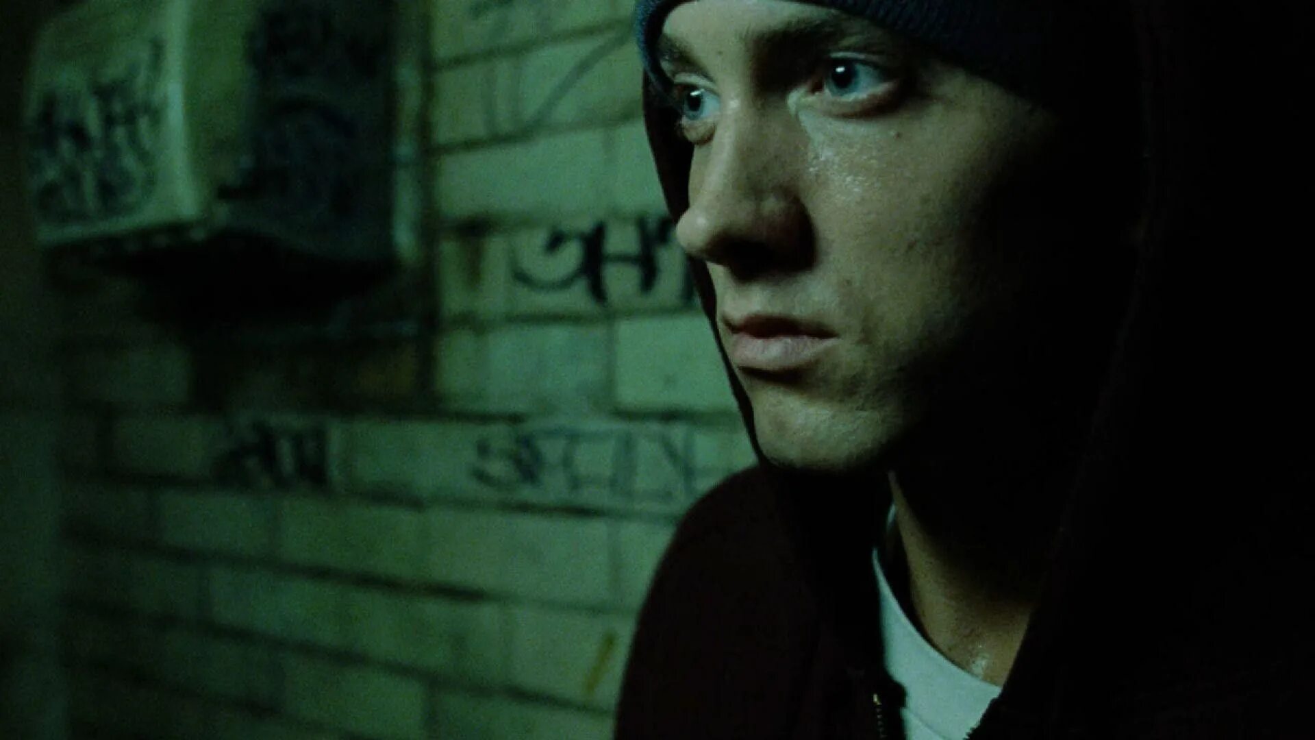 8 октября 2019. Eminem "8 Mile". Eminem 8 миля.