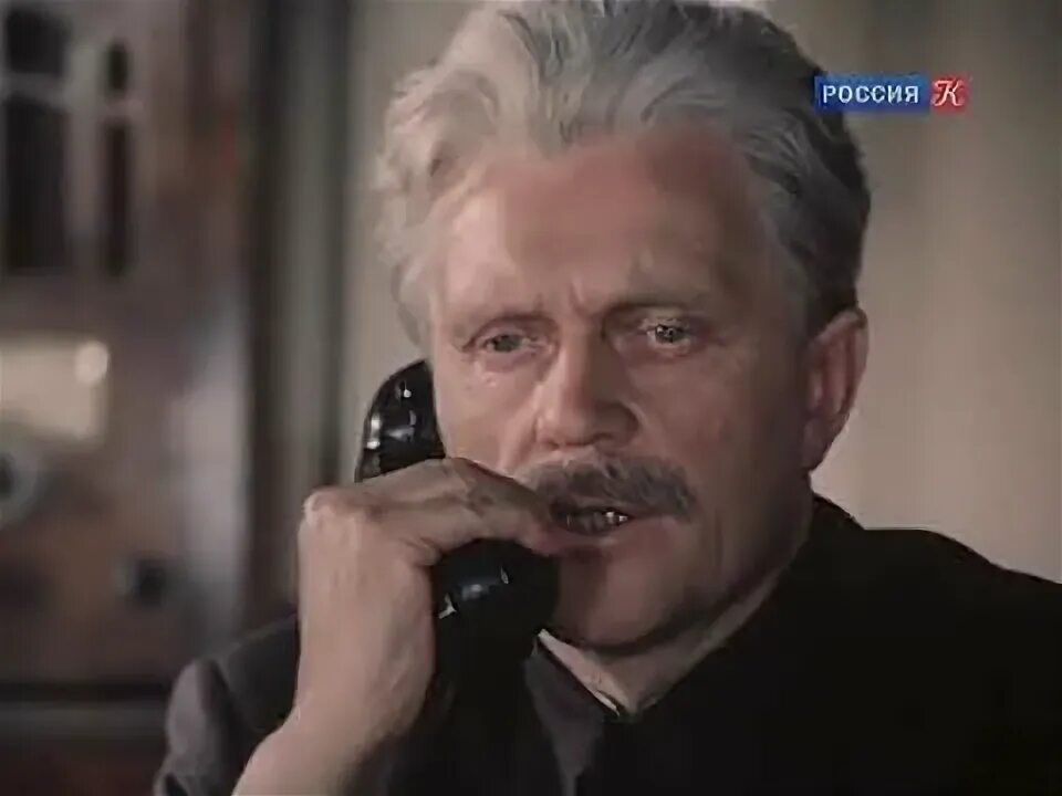 Вечный зов разговор лахновского. Актер лахновский. вечный зов предатель.