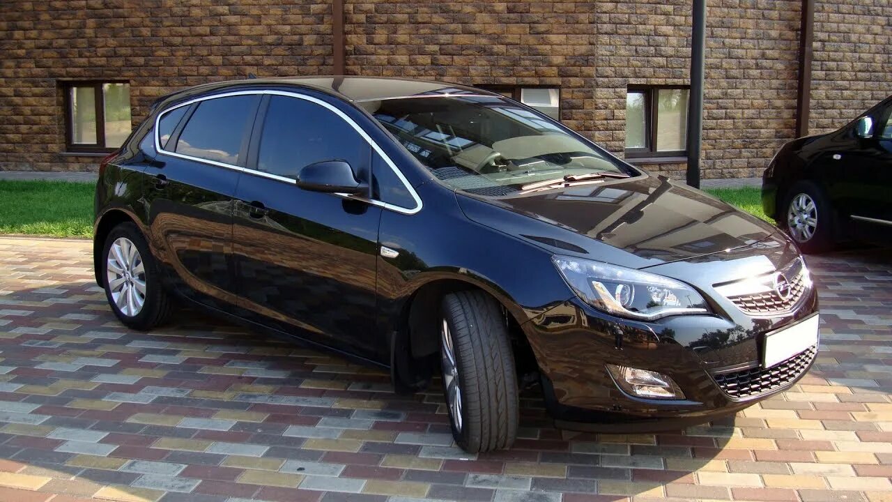 Хэтчбек краснодарский край. Opel Astra j 2010.