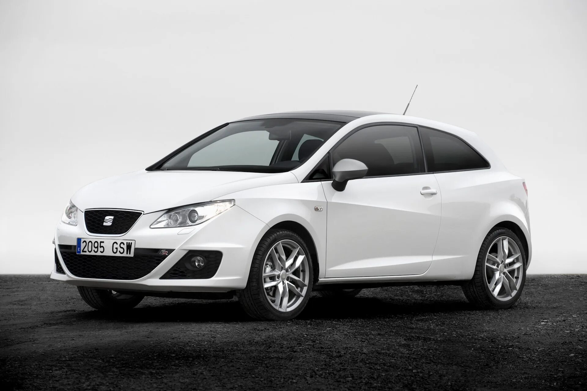 Сеат ибица отзывы. Сеат ибица отзывы. Сеат ибица белая. 4. Seat ibiza 2014.