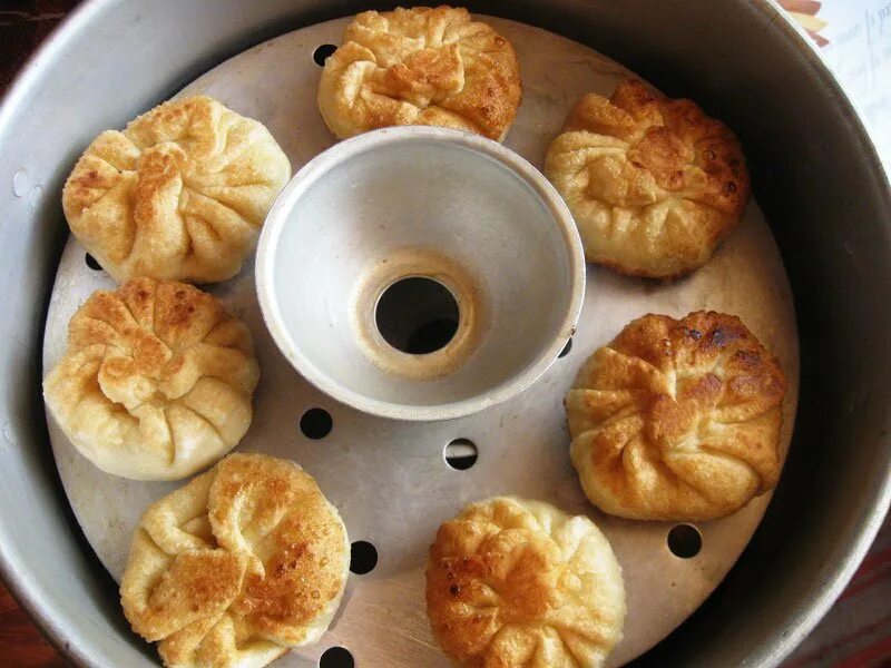 дунганские манты. хошан уйгурский. буузы бурятские жареные. киргизское блюдо хашаны. хошан уйгурский.