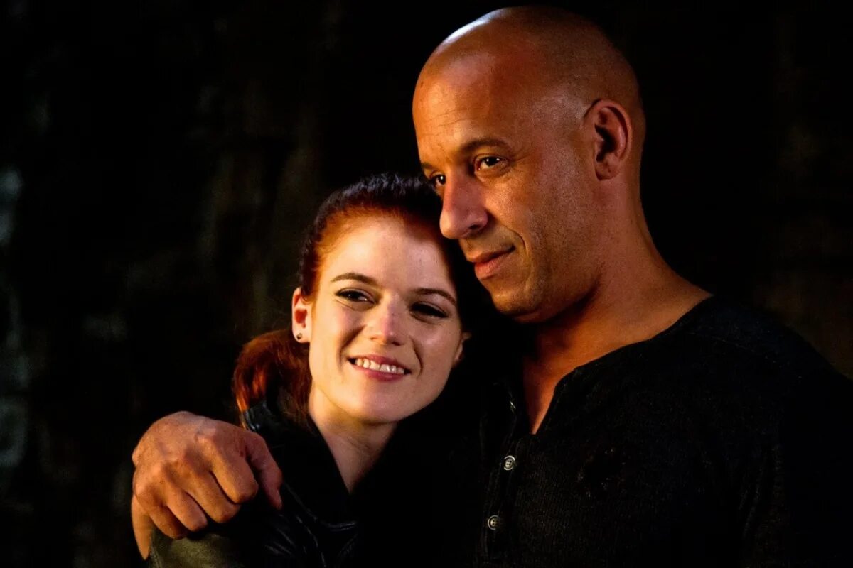 охотник на ведьм 2015 хорошее качество. последний охотник на ведьм фильм 2015 вин дизель. охотник на ведьм 2015 хорошее качество. вин дизель колдер. охотник на ведьм 2015 хорошее качество.