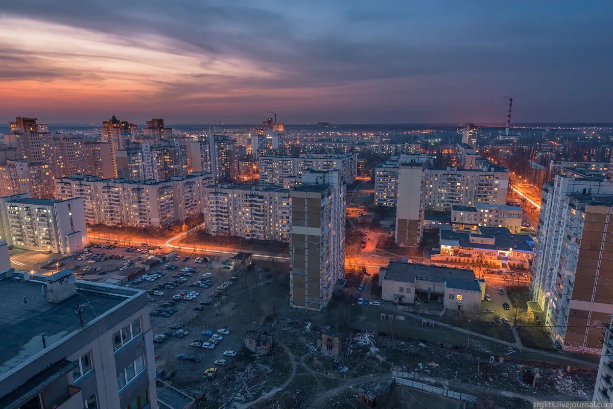 Святошинский район Киева. Академгородок Киев. Город с крыши. Крыши Киева.